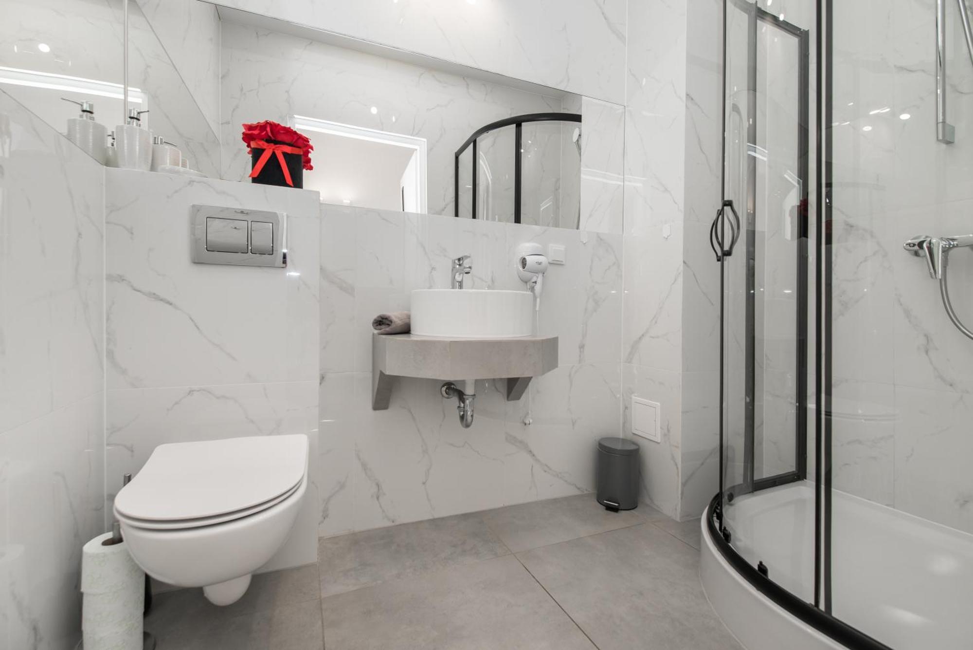Savoy Mariacka Hotel apartamentowy 3*