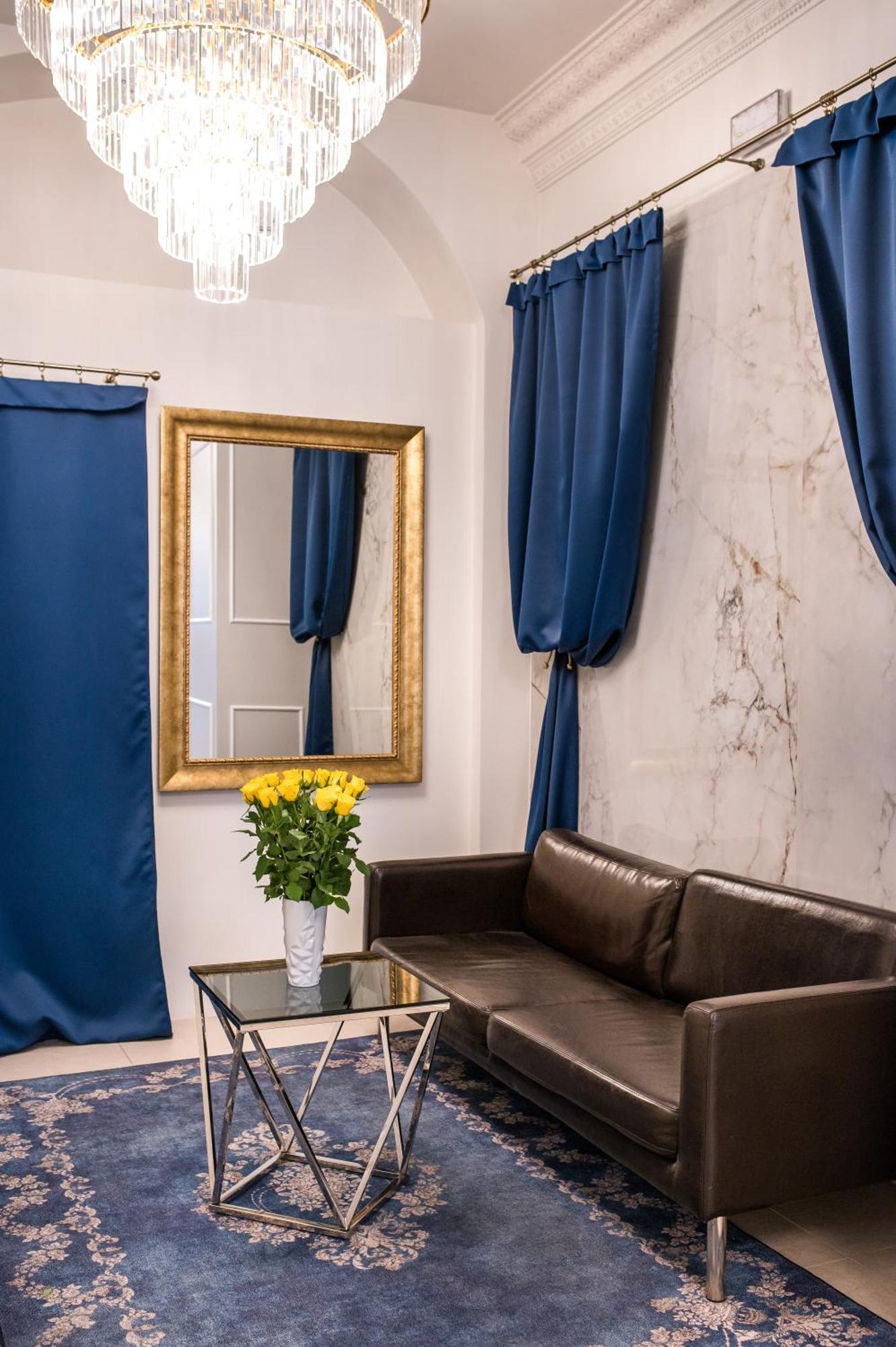 Savoy Mariacka Hotel apartamentowy Katowice