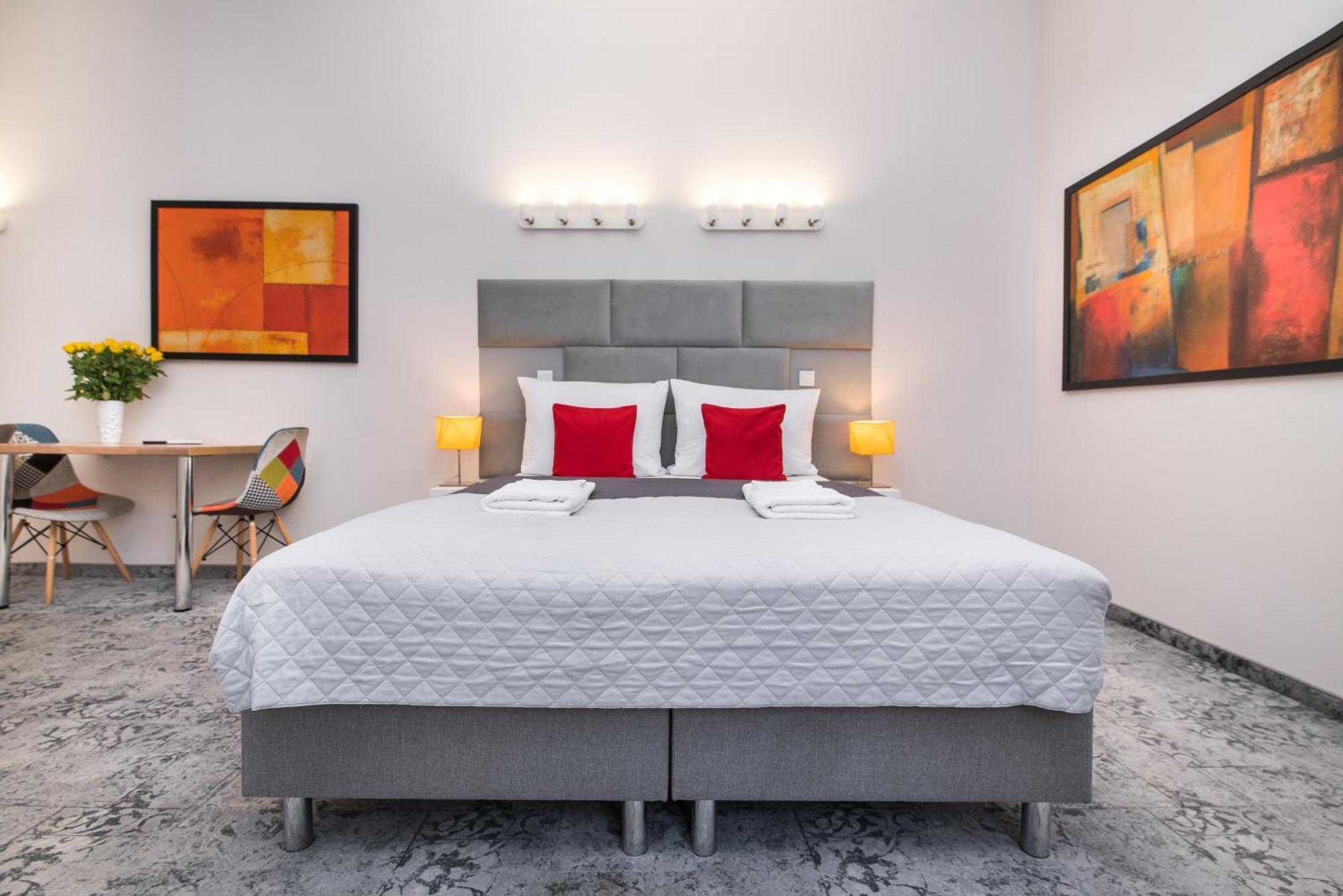 Hotel apartamentowy Savoy Mariacka Katowice
